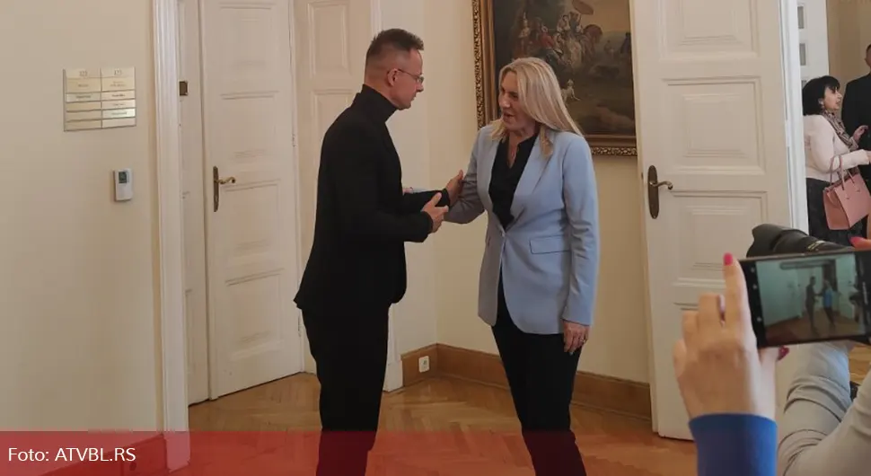 67f693841481c-Цвијановић и Сијарто.webp